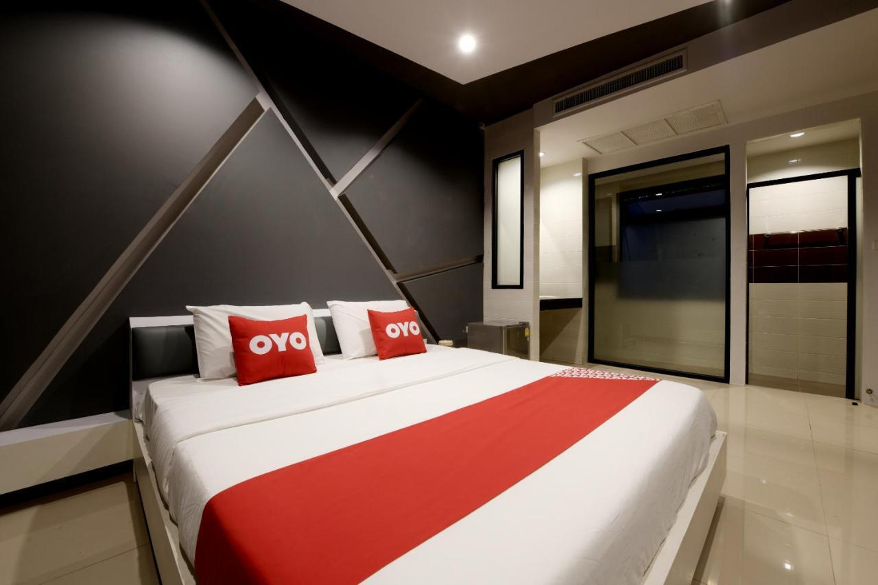 Sriracha Hotel And Spa Ban Huai Yai Phrom Eksteriør billede